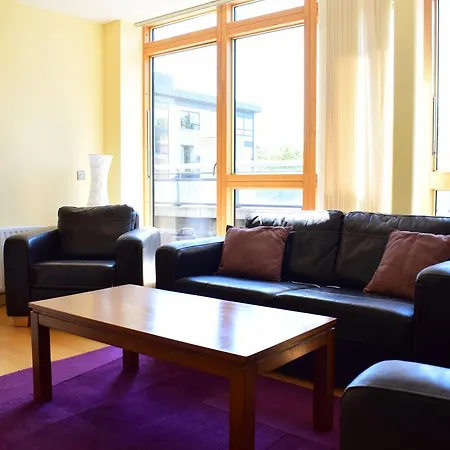 Spacious 3 Bedroom Apartment Dublin